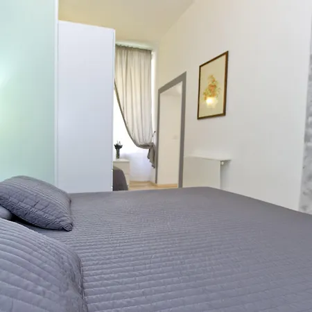 Hotell To