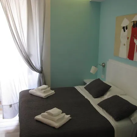 Hotell To