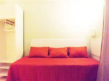Hotell To