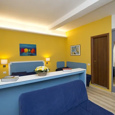 To Bed and Breakfast 3*