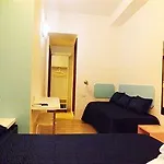 Szálloda To Róma